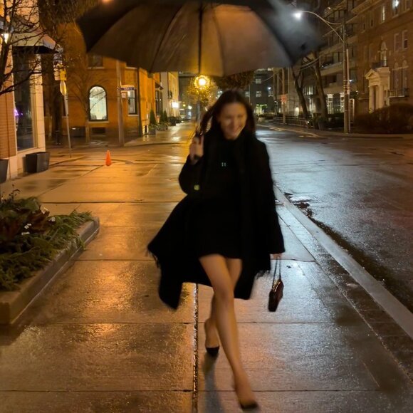 Meet your Posher, Oulie - Picture 1 of 2